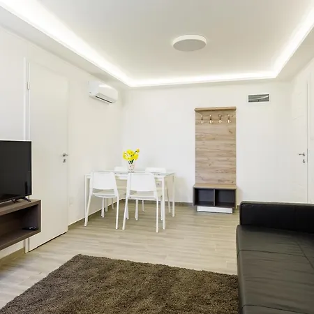 Apartment Park *